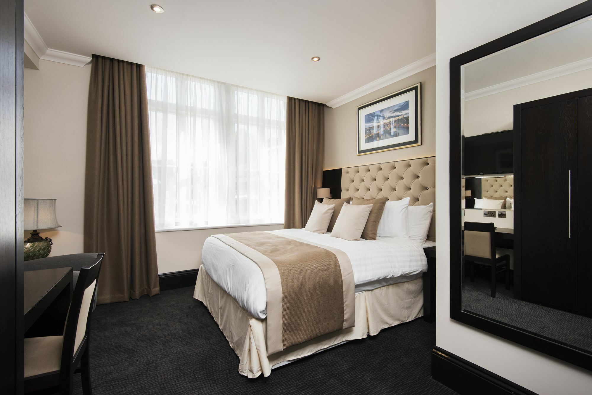 The Vermont Aparthotel Newcastle-upon-Tyne Extérieur photo